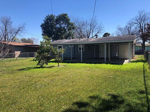5th image of 419 Crane Ave