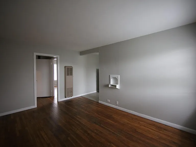 723 S Tancahua St #5 — Photo 5