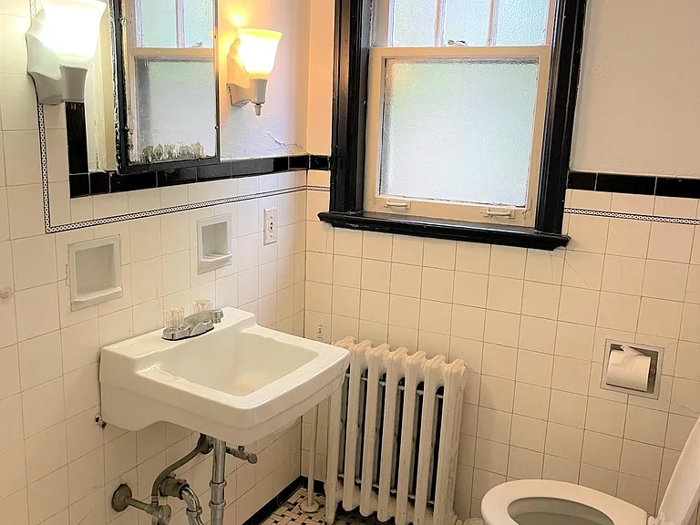 1405 Severn St #B1 — Photo 109
