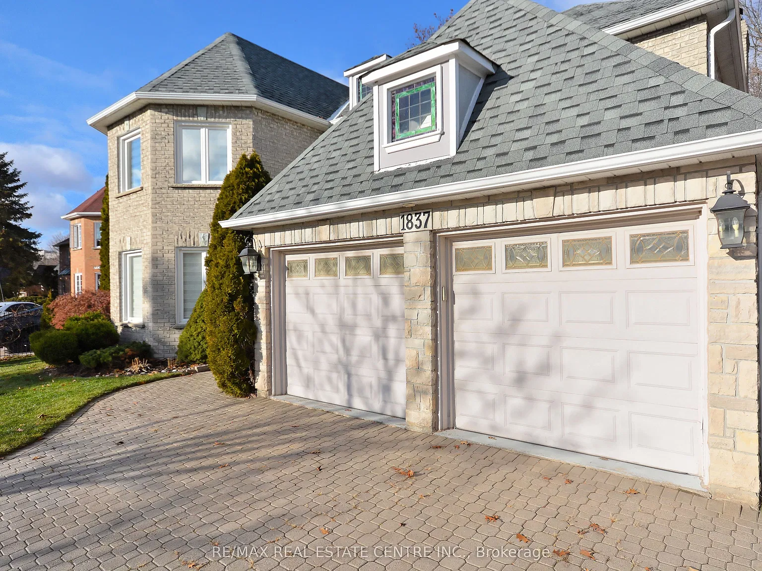 4 bed, $6,500 — Photo 2