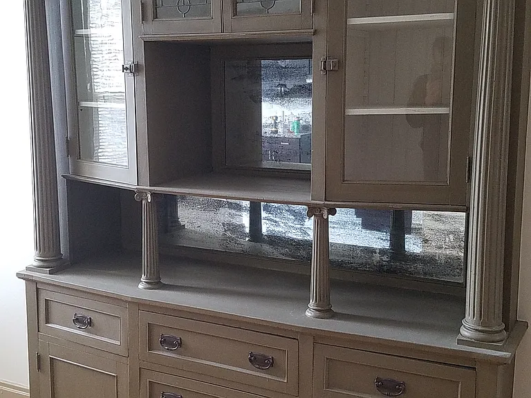 Built in hutch