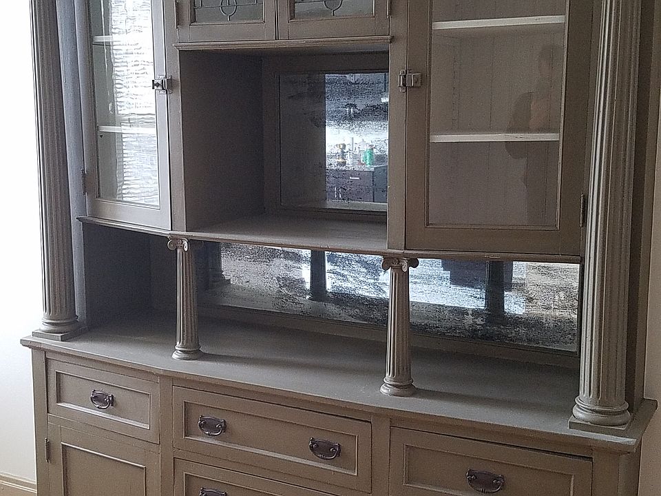 Built in hutch