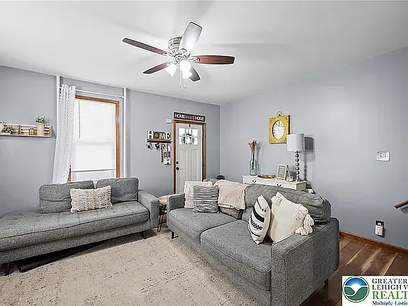 2221 N 1st Ave — Photo 5