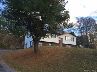 13 Bushwick Rd, Poughkeepsie, NY 12603