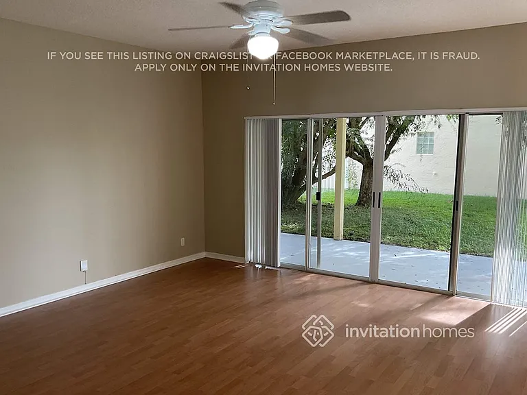 21919 Philmont Ct — Photo 9