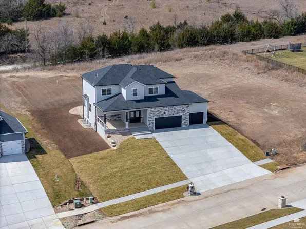 4856 High Prairie Dr, Manhattan, KS 66502