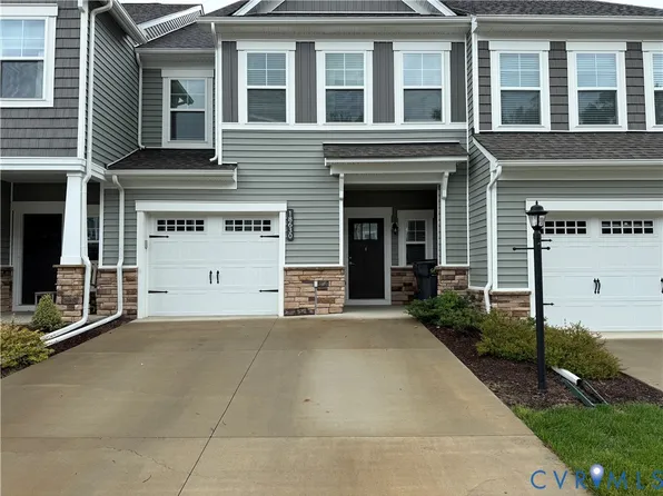 18630 Palisades Cove Ct, Moseley, VA 23120