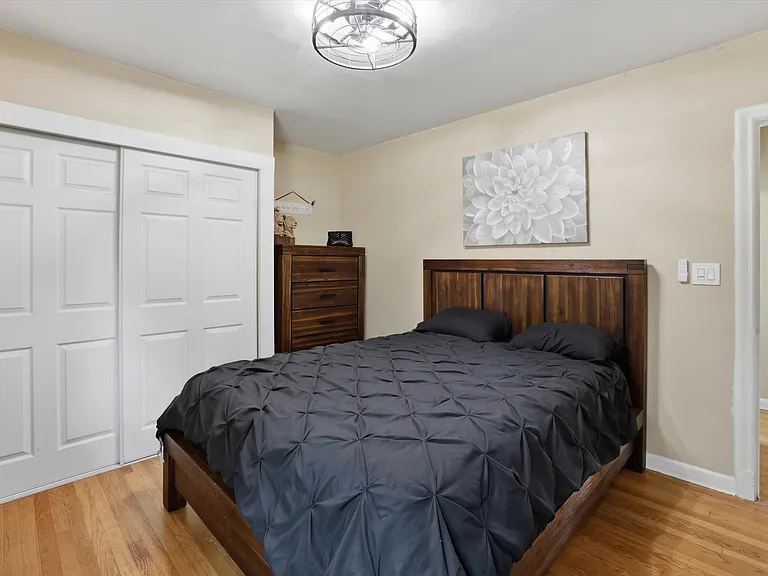 main lower level bedroom