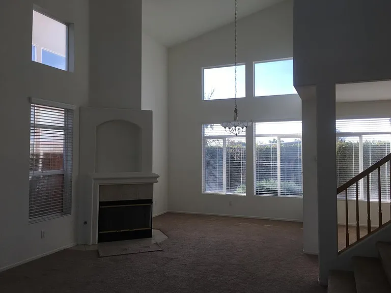 671 Bennett Ave — Photo 13
