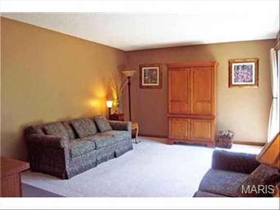 3rd image of 14329 Lake Tahoe Dr