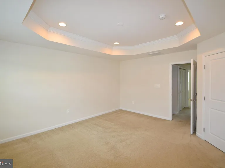 42618 Drazenovich Epoch Ter — Photo 32