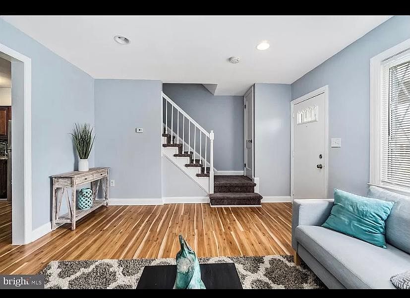 1st image of 1007 Saint Dunstans Rd