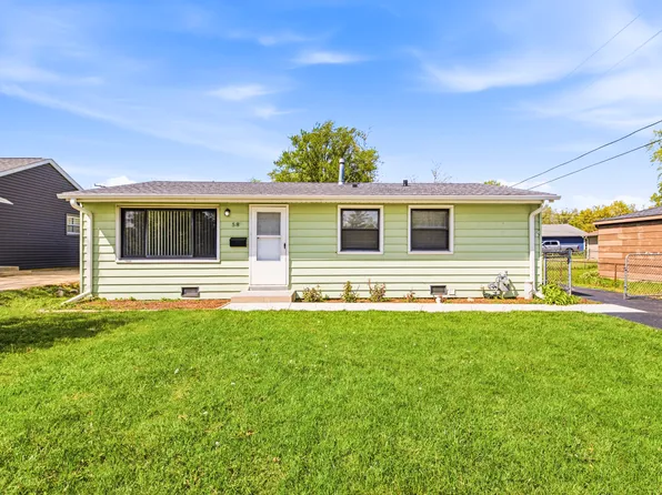 58 Golfview Ln, Carpentersville, IL 60110