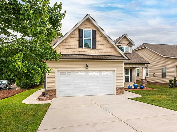 3rd image of 1404 Sweet Gum Way