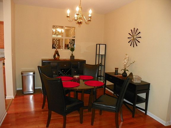 5th image of 111 Tanglewood Dr