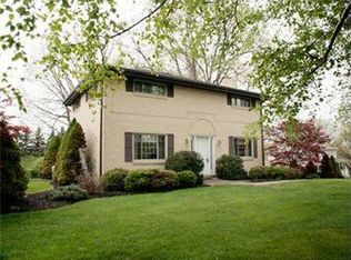 112 Logan Dr, Pittsburgh, PA 15229