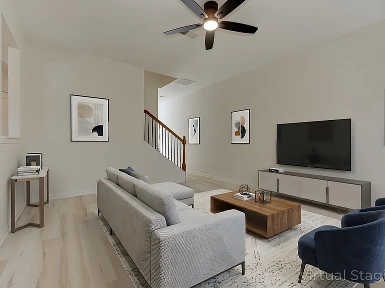 605 Summit Point #A — Photo 4