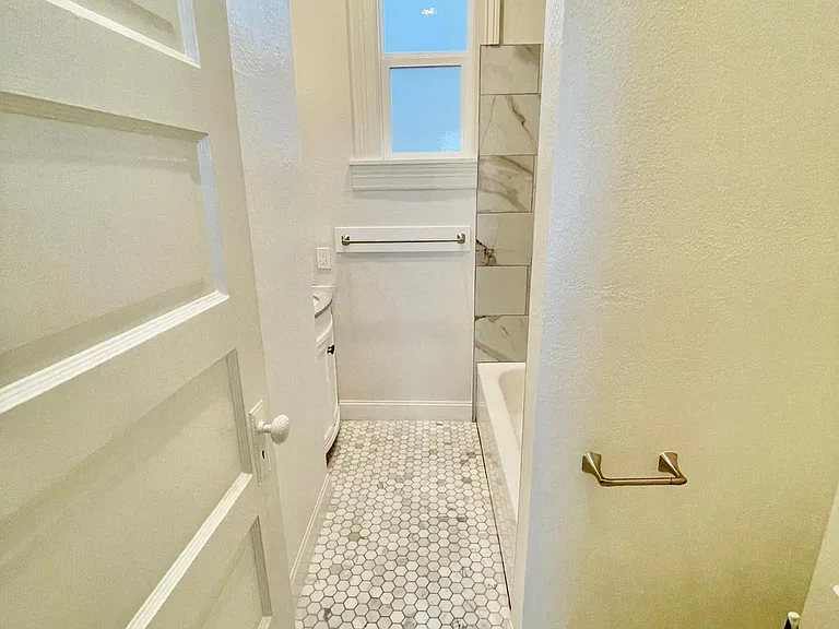 2554 Bryant St #2554 — Photo 18