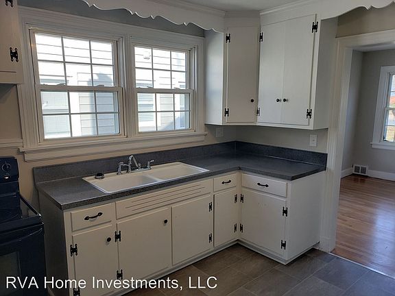 4th image of 7428 Landsworth Ave