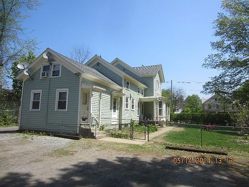 2nd image of 146 Bay St APT 4