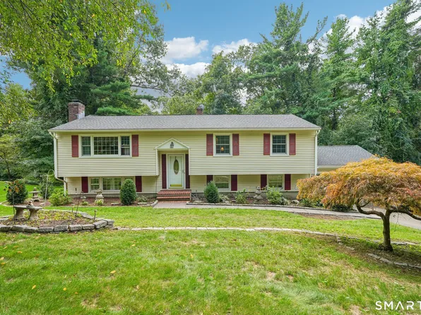 6 Hillcrest Road, Bethel, CT 06801