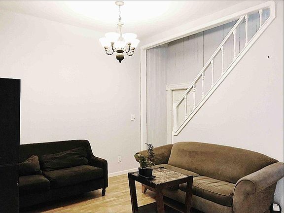 4th image of 1 Latona St
