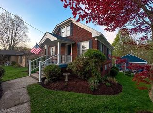 19297 Hunt Rd, Strongsville, OH 44136