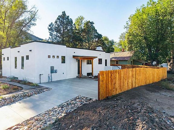 2nd image of 669 E 8th Avenue