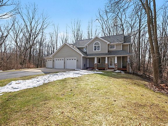 4th image of 7494 Shelburne Ct NE