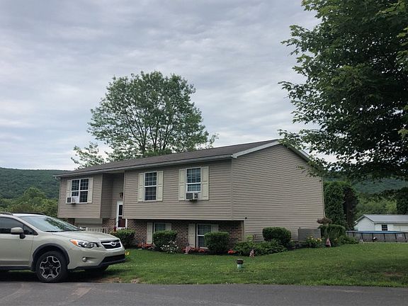 2nd image of 190 Lenker Dr