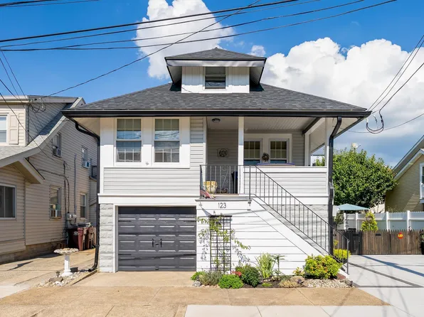 123 N Avolyn Ave, Ventnor, NJ 08406