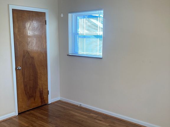 3rd image of 1816 Llanfair Ave #4