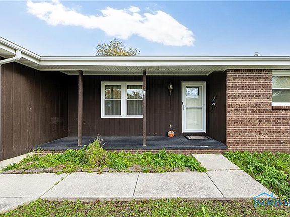 5th image of 3931 Macarthur Dr