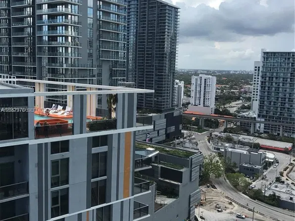 41 SE 5th St, Miami, FL
