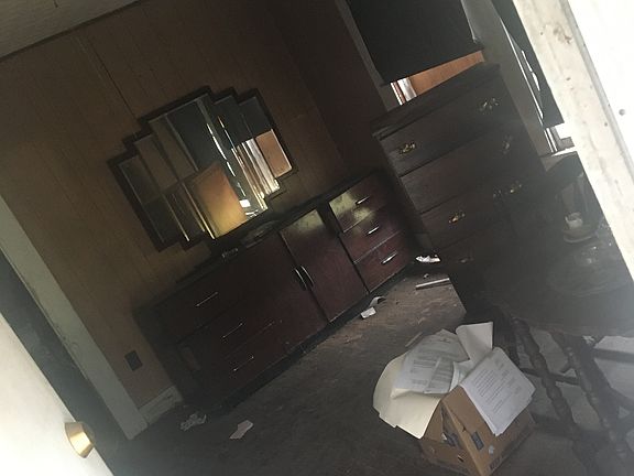 4th image of 1202 Marigold Ave