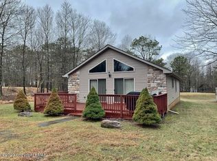 9 Heine Cir, Albrightsville, PA 18210