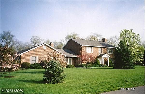 Exterior (Front)
