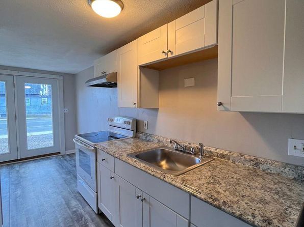 188 Ashworth Ave #C2