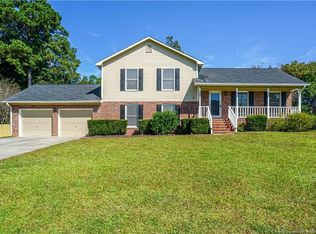 6426 Rolling Meadows Ln, Fayetteville, NC 28306
