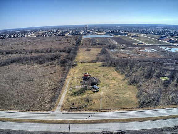 2nd image of 5901 Fm 2642 Blvd