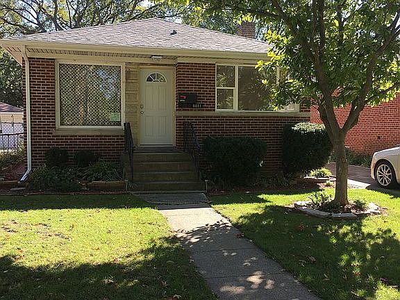 Front of house from sidewalk