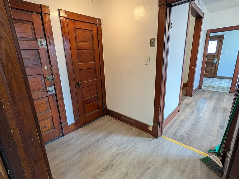 2305 White St #2 — Photo 3