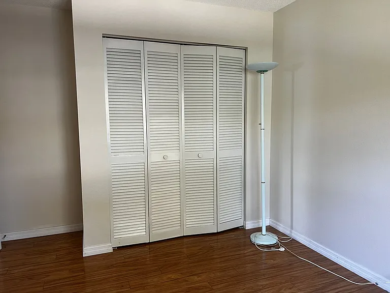 3018 Sail Pointe Cir #4-B — Photo 28