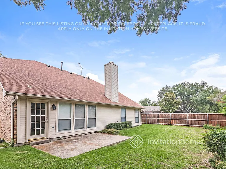 7714 Straits Dr — Photo 17