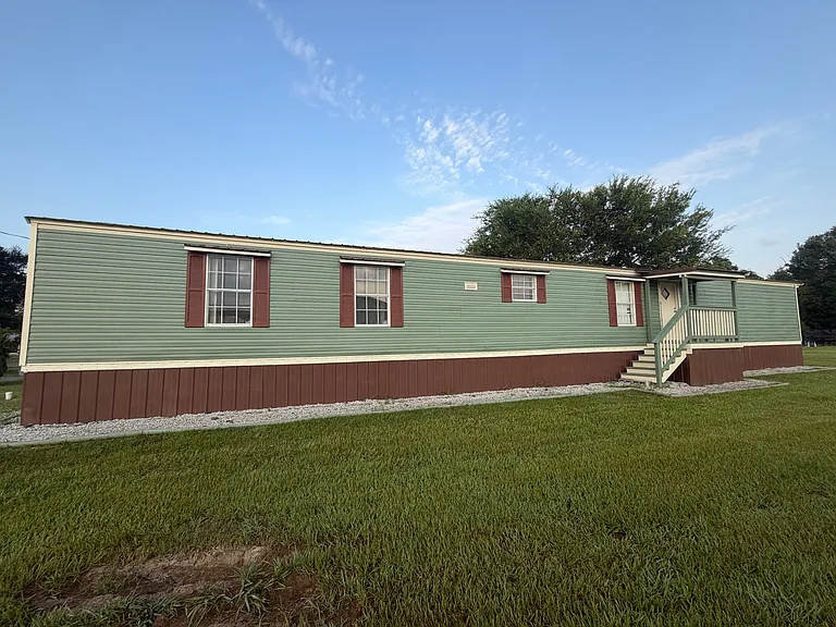 1188 Ches Broussard Rd — Photo 1