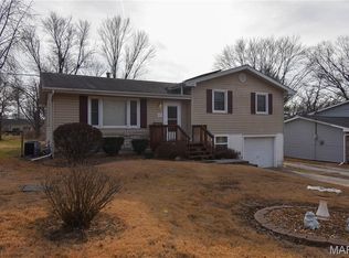 927 W Corbin St, Bethalto, IL 62010