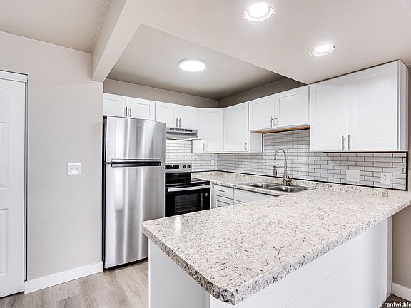 2nd image of 263-265-267 Grand Ct #A211