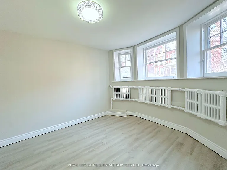 7 Glen Rd #2 — Photo 8