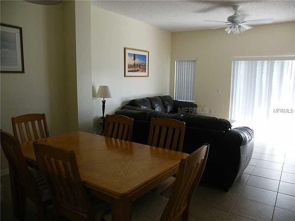 2nd image of 944 Park Terrace Cir