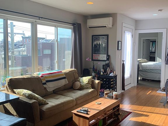 5th image of 622 N 2nd St Unit 406
